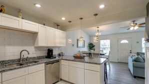 Apartment (3 Bedrooms) | Interior - North Topsail Beach Townhome: Walk to the Beach! (Sneads Ferry)