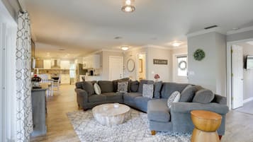 Nhà (3 Bedrooms) | Nội thất