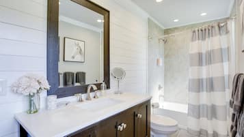 Nhà (3 Bedrooms) | Nội thất