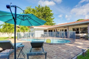 House (3 Bedrooms) | Interior - Pool Oasis & Fenced Yard: Central Wellington Home (Wellington)