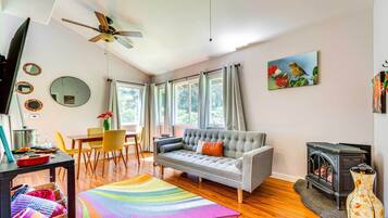 House (1 Bedroom) | Interior