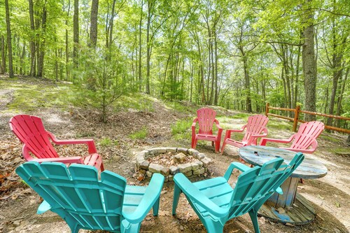 Pet-friendly Mathias Cabin Near Hunting & Fishing!