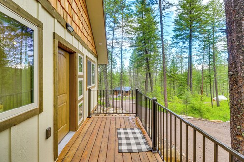 Dreamy Montana Cabin: Short Drive to Flathead Lake