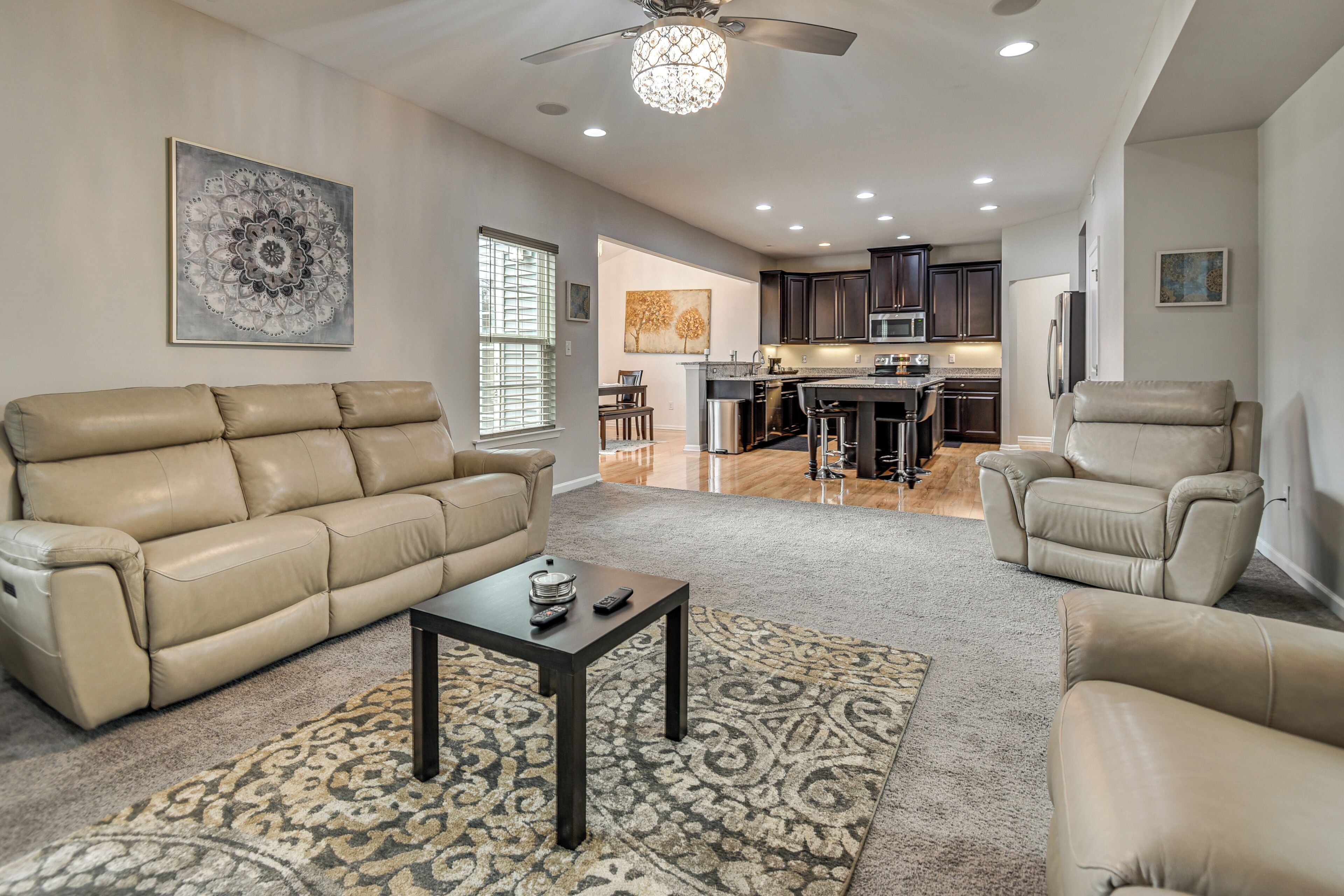 House (4 Bedrooms) | Interior