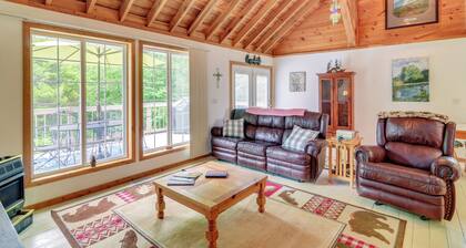 Tennessee Cabin Getaway Near Dale Hollow Lake!