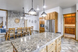 Maison (5 Bedrooms) | Intérieur