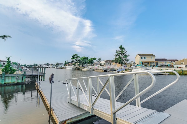 Little Egg Harbor Township Retreat W/ Private Dock - New Jersey