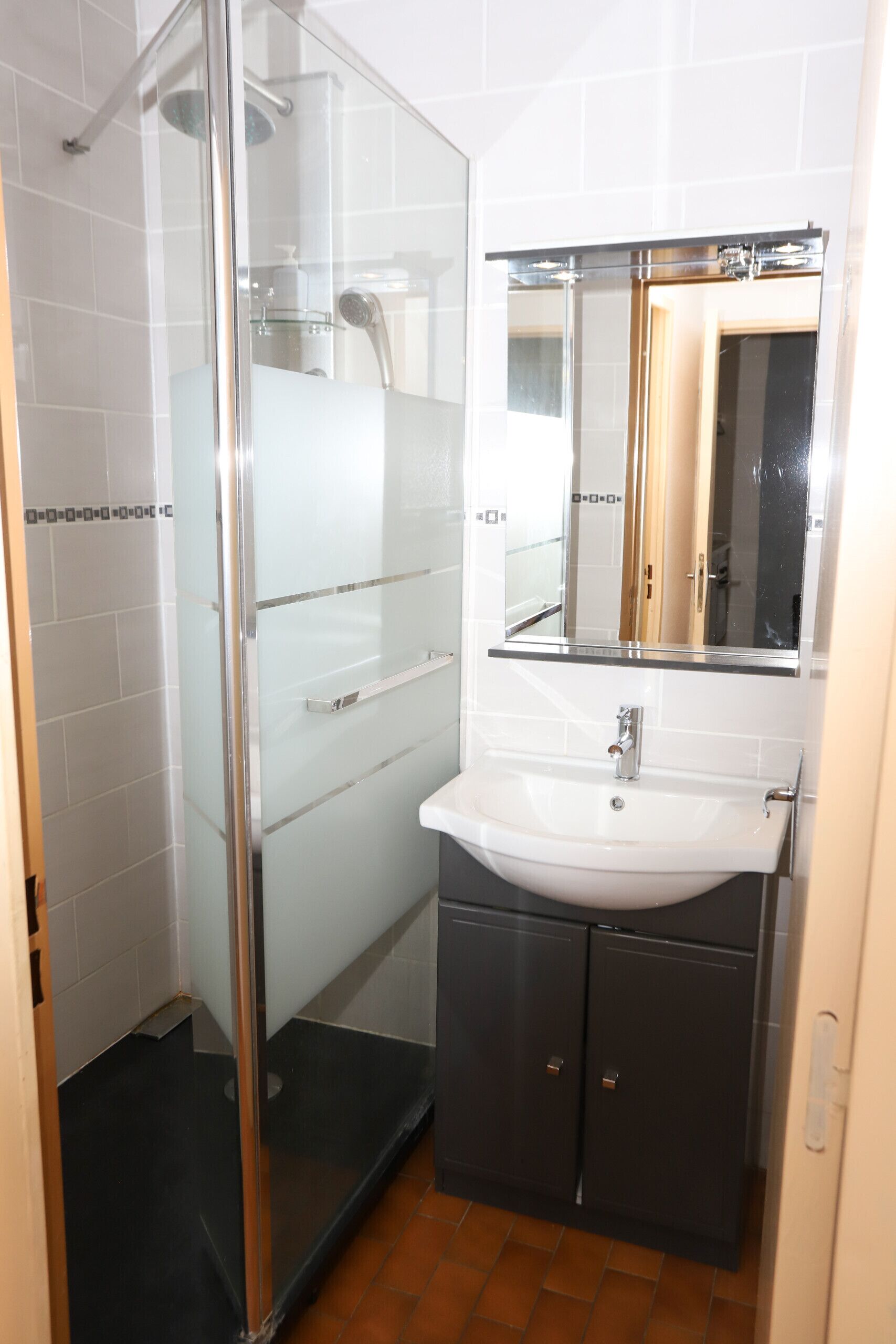 Een douche, een haardroger