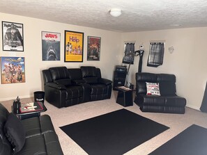 Interior - Comfortable 4-bedroom house in Cypress (Cypress)