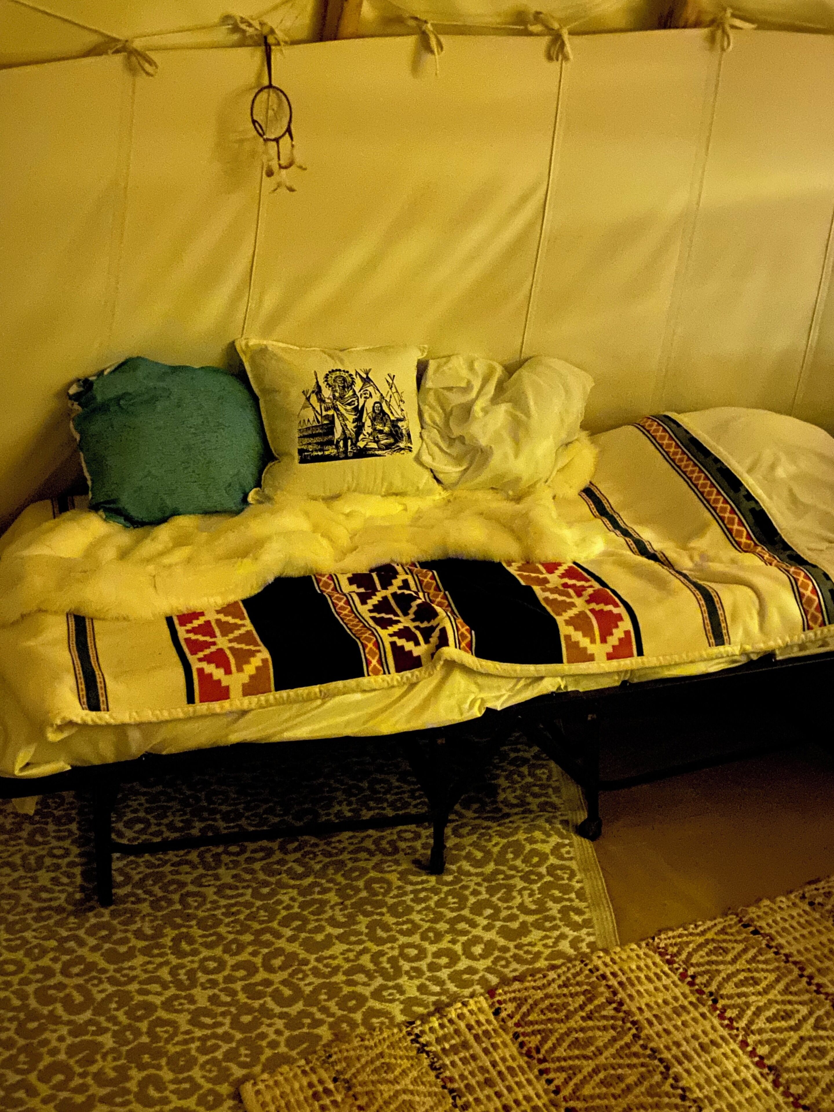 1 غرفة نوم وملاءات أسرّة