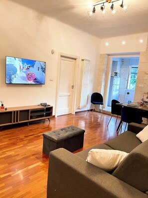TV connectée, cheminée