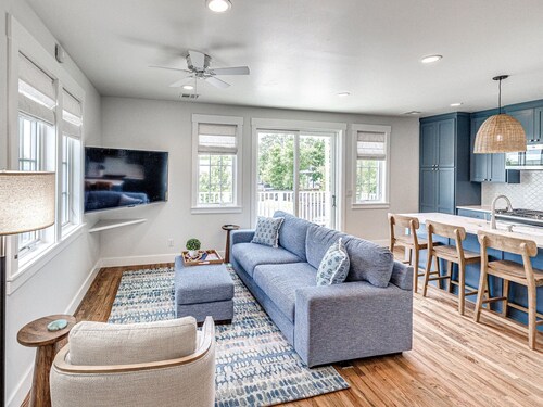 Carlton Landing-Carriage House