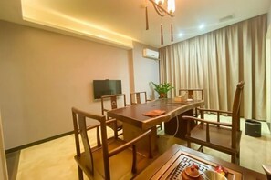Dining - Caiyang Hotel (Haifeng)