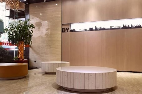 Bar en el lobby. Caiyang Hotel