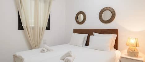 2 bedrooms, iron/ironing board, travel crib, WiFi