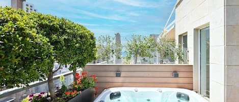 室外 SPA 浴池