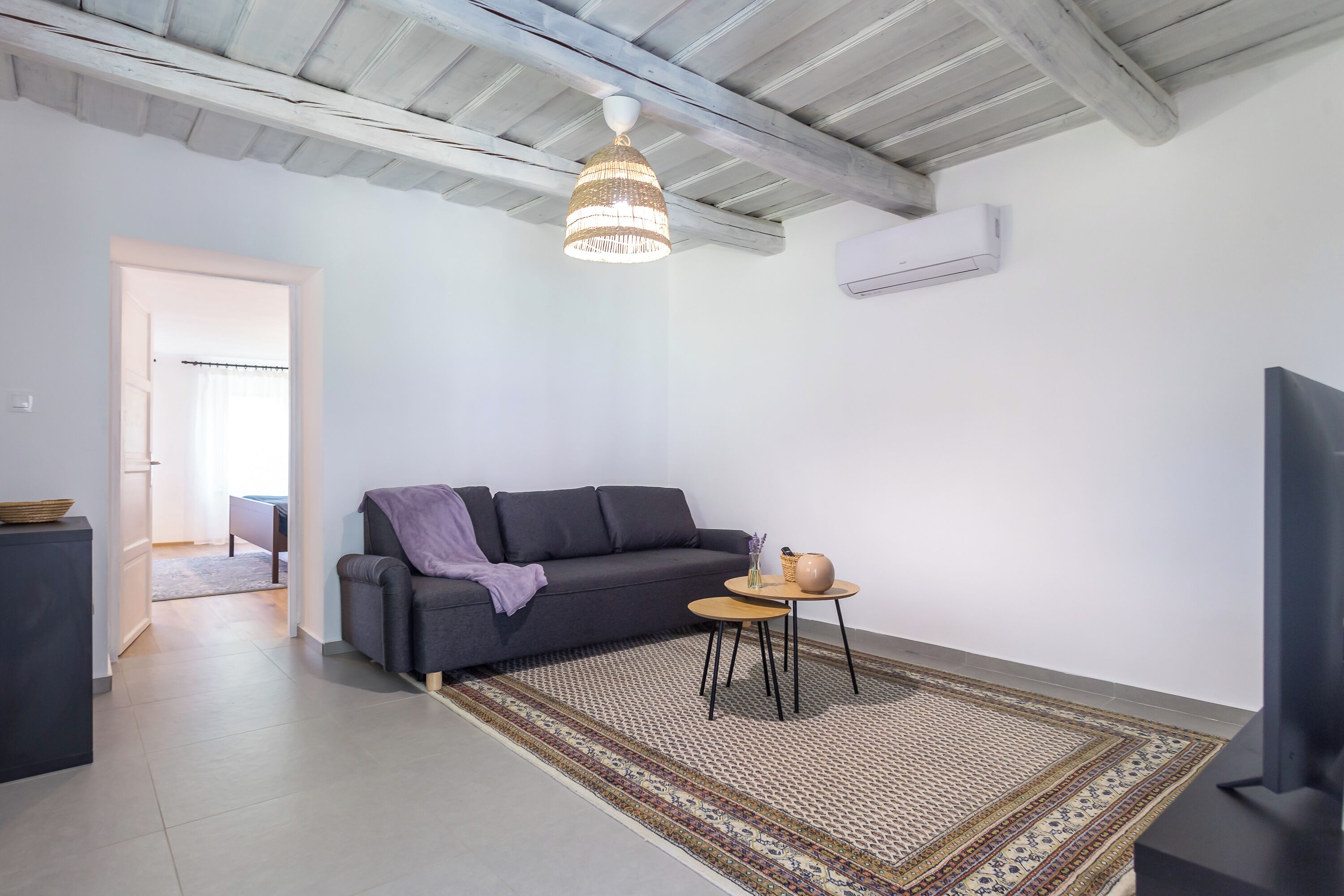 Family Townhome, Multiple Bedrooms (Country House Badacsony) | Living area | TV