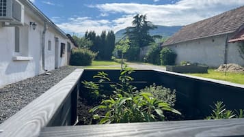 Family Townhome, Multiple Bedrooms (Country House Badacsony) | Property grounds