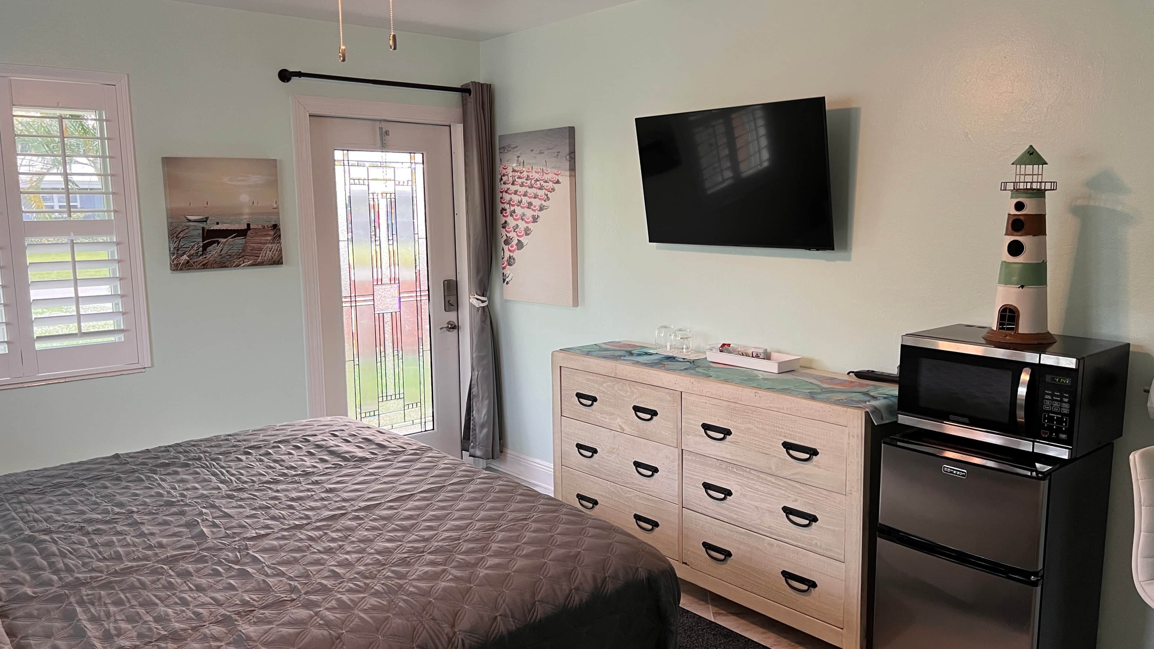 1 chambre, fer et planche à repasser, Wi-Fi gratuit, draps fournis