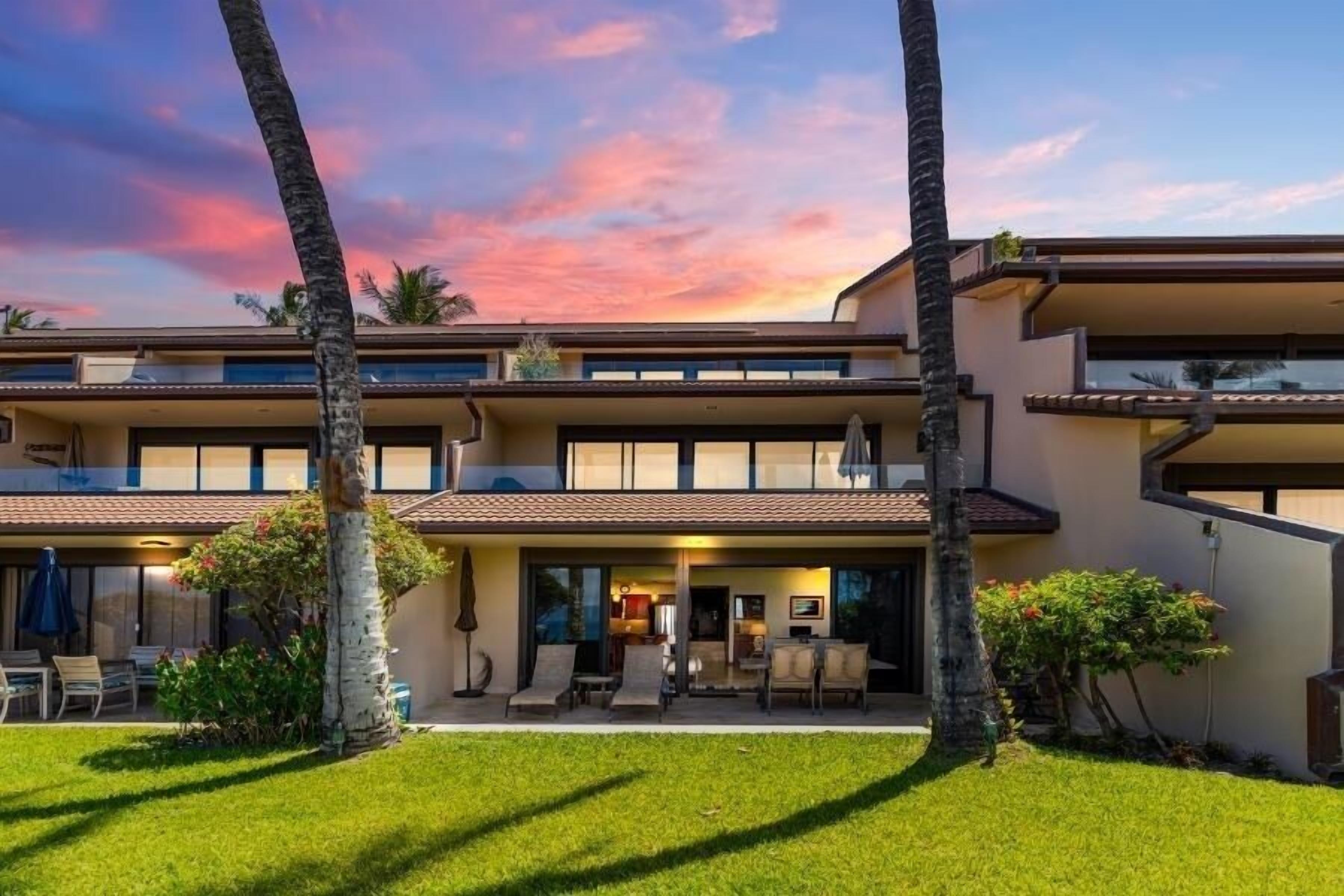 Condo, 2 Bedrooms | Exterior