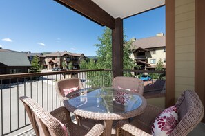 Leilighet, 2 soverom | Utendørsservering