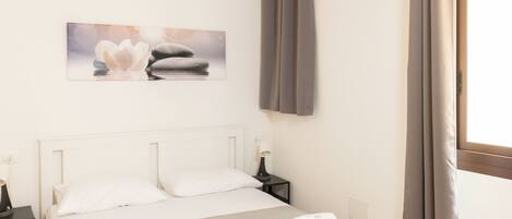 6 Schlafzimmer, WLAN, Bettwäsche