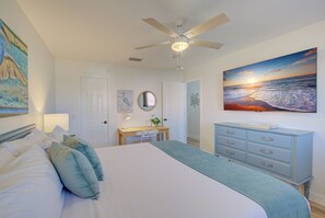 2 bedrooms, desk, iron/ironing board, free WiFi