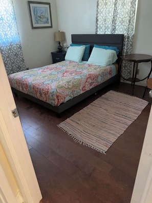 3 chambres, fer et planche à repasser, accès au Wi-Fi (inclus)