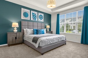 6 Schlafzimmer, Schreibtisch, Bügeleisen/Bügelbrett, WLAN