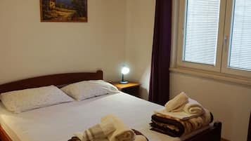 Departamento (Beach House Žuljana - Two Bedroom Ap) | 6 habitaciones y wifi gratis