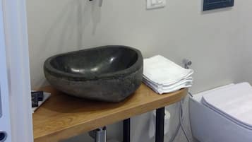 Double Room, Non Smoking | Bathroom | Slippers