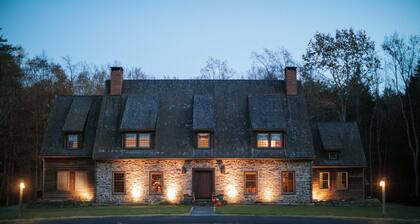 Historic Home on 80 Acres | Pool, Duck Pond & Gym