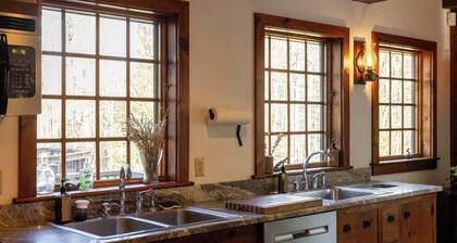 Historic Home on 80 Acres | Pool, Duck Pond & Gym