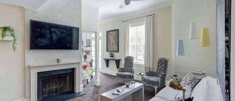 TV, fireplace, offices