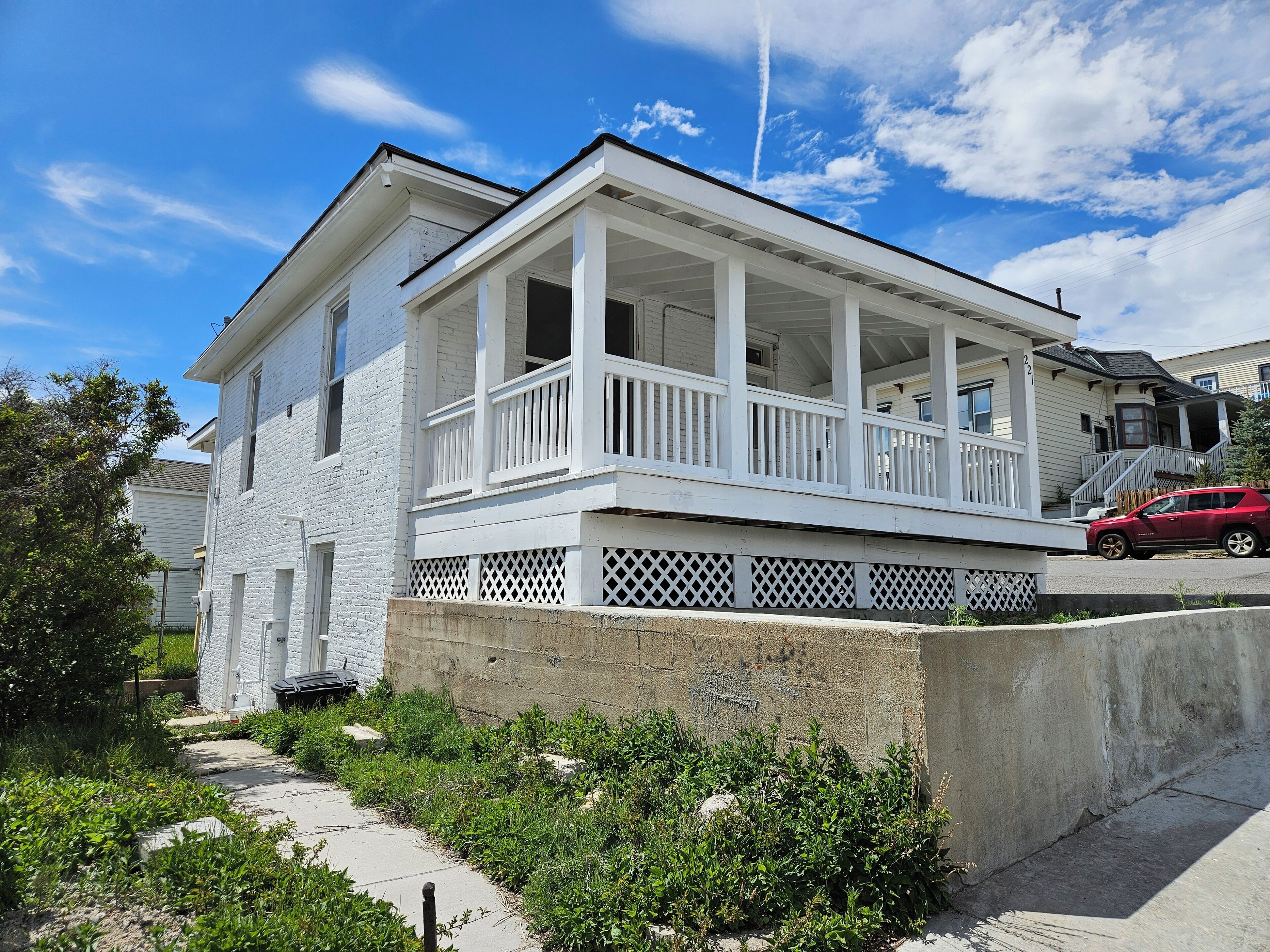 newly remodeled 2-bedroom house in uptown Butte
