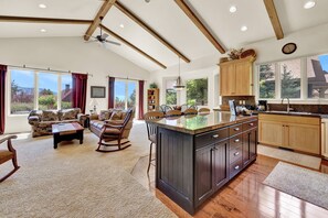 Interior - Trappers Ridge Home with Great Views of Ogden Valley (Eden)