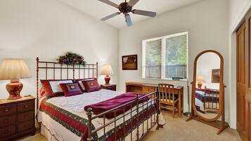 3 bedrooms, iron/ironing board, WiFi, bed sheets