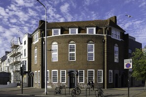 12 bedrooms - Richmond Building (Brighton)