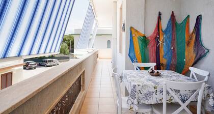 Appartamento a Torre Canne con Balcone