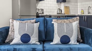 2 bedrooms