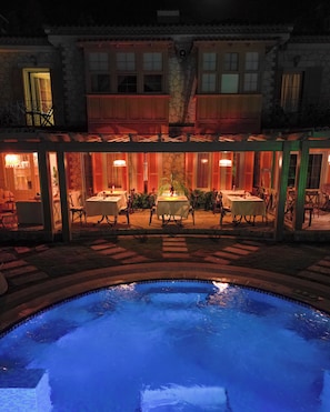 Seasonal outdoor pool - Staff Alaçatı (Cesme)