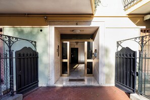 Property entrance - Cozy Lighthouse Apartment (Santa Margherita Ligure)