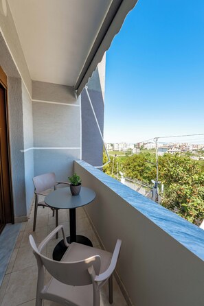Balcony - Kalpazo Kaja Vila Garden (Golem)