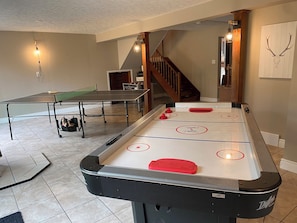 Games room - A Cozy Country House - Family Sized w/ Game Room and Large Property! (Kingston)