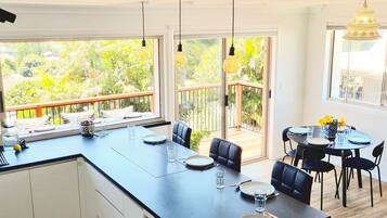 House | Dining