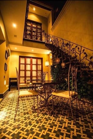 Dining - The Orchids Hotel (Bogotá)