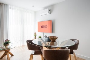 Dining - GuestReady - One lovely home in Aveiro (Aveiro)