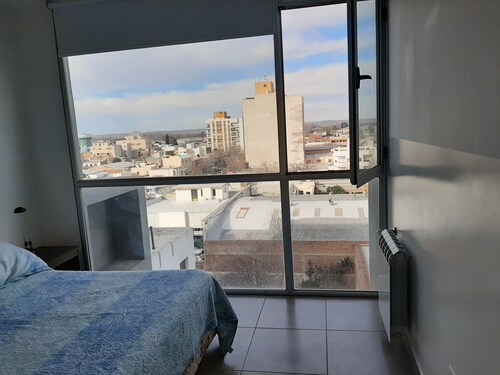 Posada Blanca en Pleno Centro Cipolletti