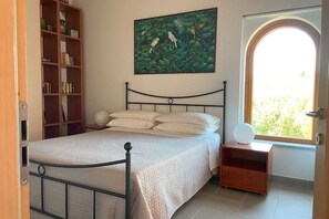 1 quarto, berço de viagem, Wi-Fi, roupa de cama