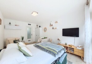 Iron/ironing board - N&J - MER & SILENCE - Central - Near Beach (Niza)